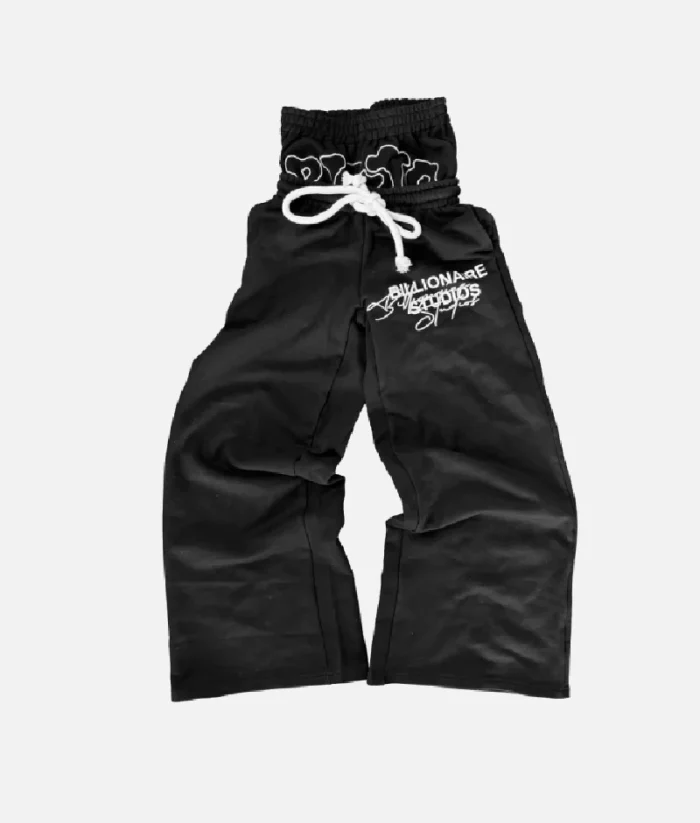 billionaire-studios-bb-twin-tracksuit-black-front-view billionaire-studios-bb-tracksuit-black-side-profile bb-twin-tracksuit-black-close-up-logo black-tracksuit-men-luxury-streetwear
